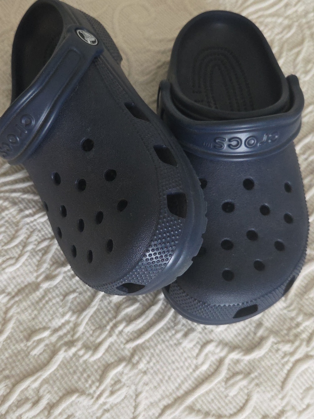 CROCS Navy Blue Slip-On Clogs with Heel Strap Womens 7/ Mens 5